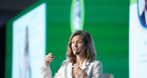 Karenna Gore em palestra sobre o Balanço Ético Global Realidade Climática