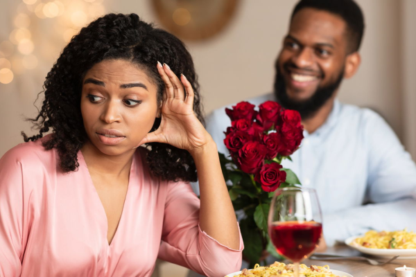 Por que nós, mulheres, temos vergonha de postar fotos com namorados. Por Nathalí