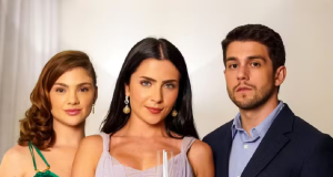 Débora Ozório, Jade Picon e Daniel Rangel, de 'Tudo por uma segunda chance', posando para a foto, sérios