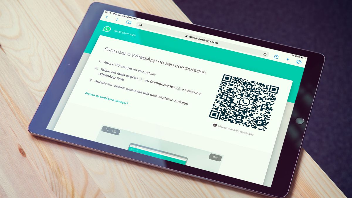 Tela de tablet com whatsapp aberto