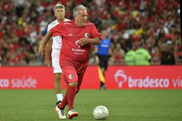 "Nunca pisou lá": Zico rebate jornalista da Globo sobre CT do futebol feminino do Flamengo