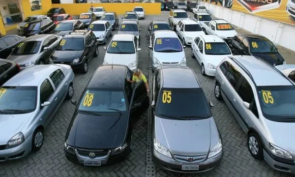 6 sinais para evitar arrependimentos na compra de carros usados