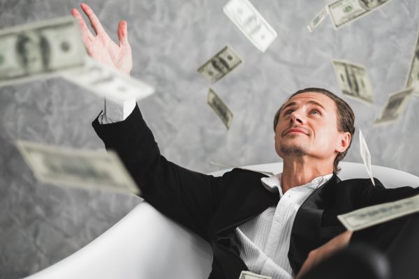 10% mais ricos concentram 70% da riqueza no Brasil, aponta estudo