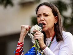 María Corina Machado gritando