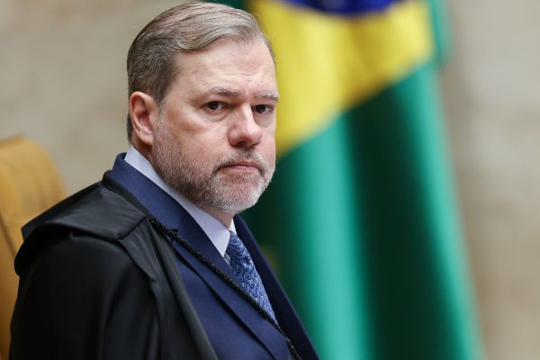 PGR solicita suspensão da acareação determinada por Toffoli no caso do Banco Master