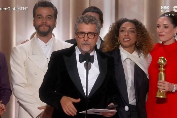 "Sou um mala": colunista do Estadão economiza em terapia e faz crítica de "O Agente Secreto"