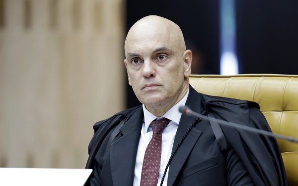 O ministro Alexandre de Moraes, do Supremo Tribunal Federal (STF), sério
