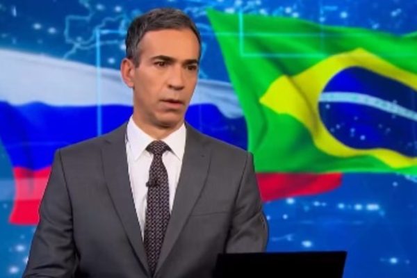 VÍDEO - Tralli dá chilique no JN exigindo que Lula fale de Ucrânia com Putin