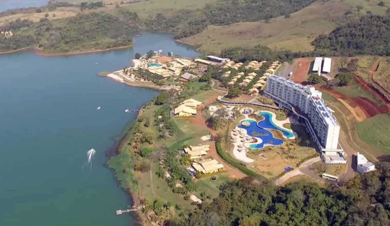 Pousada da Ilha, Tayayá Resort e arredores