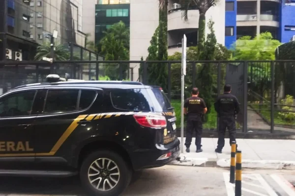 Policiais federais rebatem Toffoli e negam “inércia” no caso Master