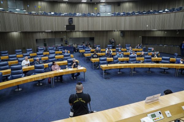 Policiais da assessoria da Câmara de SP são presos por elos com crime organizado