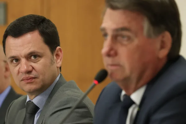 Moraes cobra explicação da PM sobre visitas a ex-ministro de Bolsonaro; entenda