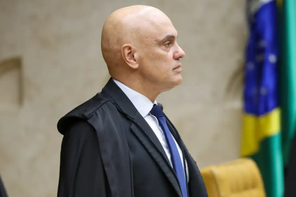 Servidora investigada por vazamento pede a Moraes acesso a “prova decisiva”; entenda