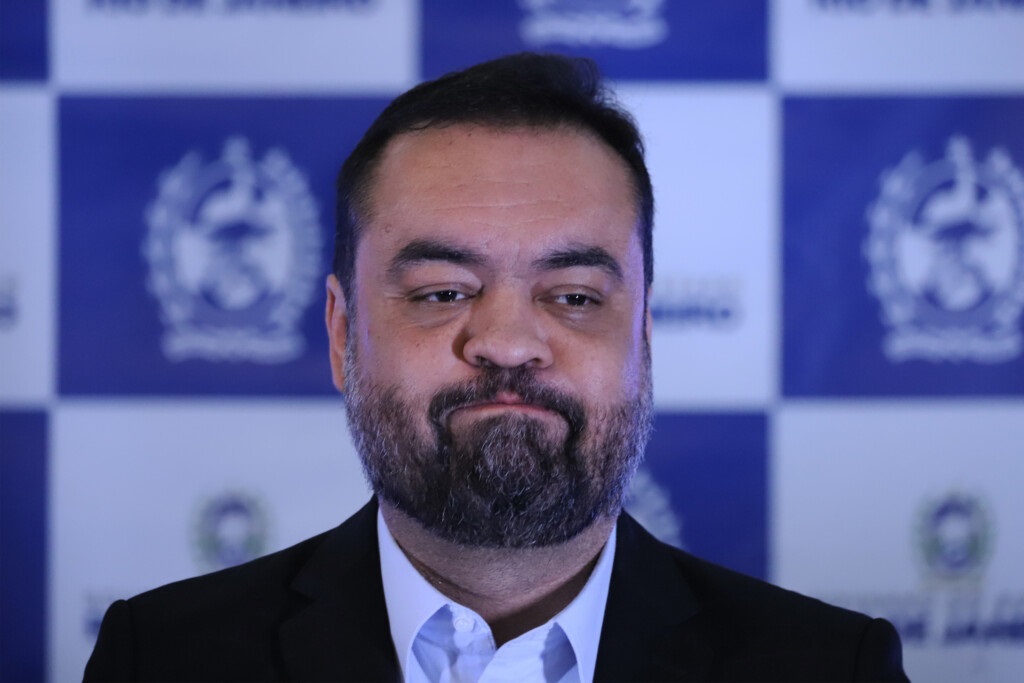 Cláudio Castro fazendo careta