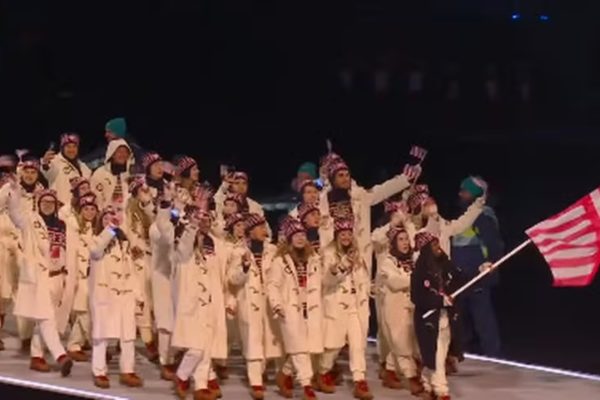 Efeito Trump: delegação dos EUA é vaiada na abertura dos Jogos de Inverno na Itália