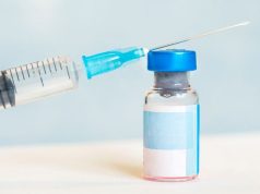 Seringa e pote com substância