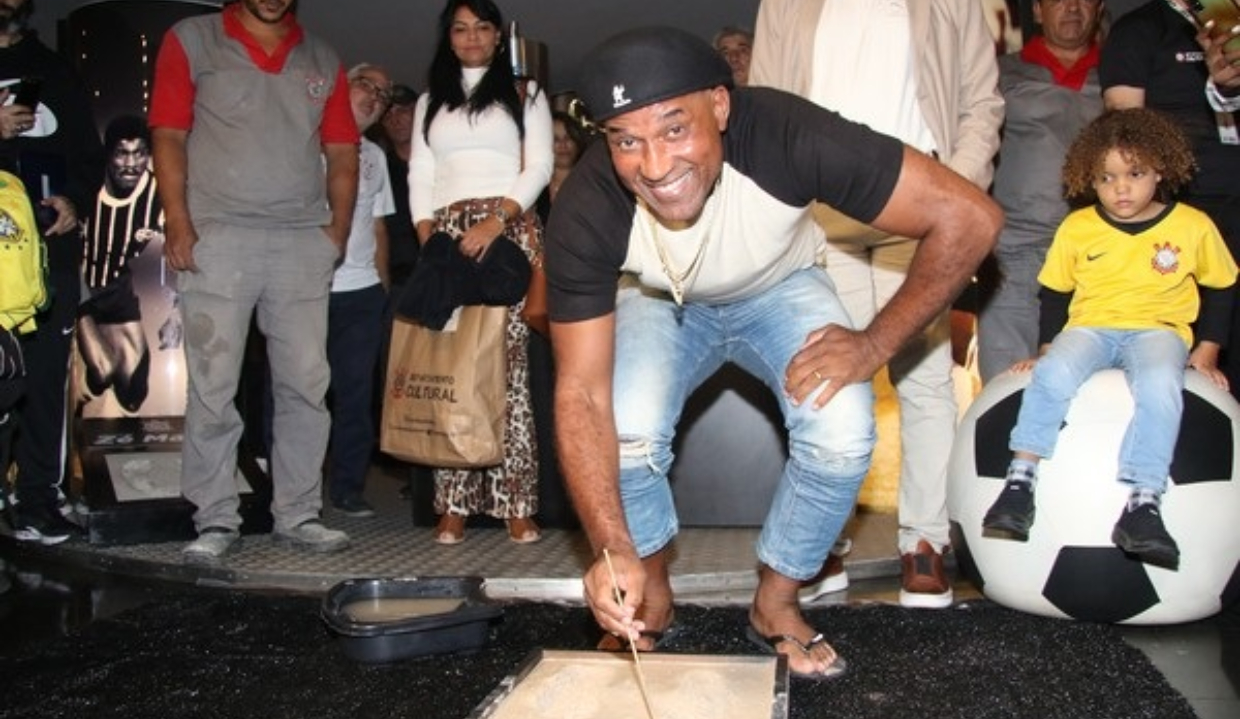 Viola na calçada da fama do Corinthians em 2024 