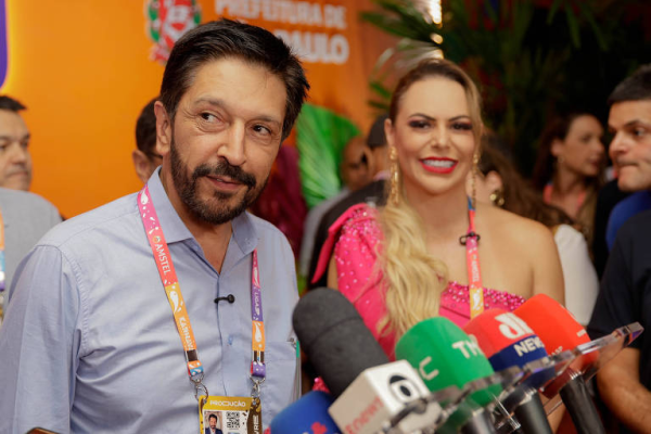 Carnaval: Prefeitura de SP paga cachês inflados a bandas gospel de igrejas aliadas a Nunes