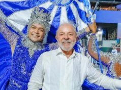 Lula com integrantes da Acadêmicos de Niterói