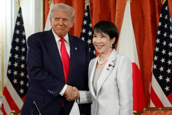 Apoio de Trump impulsiona vitória do partido da premiê no Parlamento do Japão