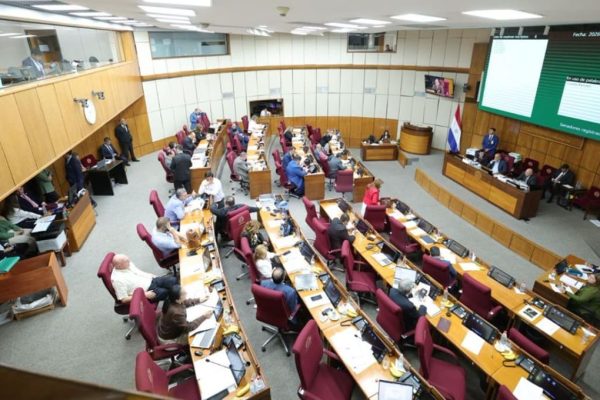 Senado do Paraguai aprova acordo que libera atuação militar dos EUA no país