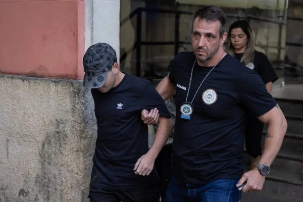 Suspeitos comemoraram após estupro coletivo em Copacabana