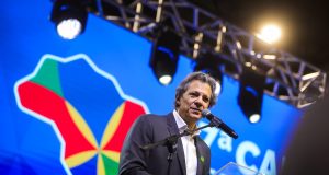 O ministro da Fazenda, Fernando Haddad (PT), falando, sério