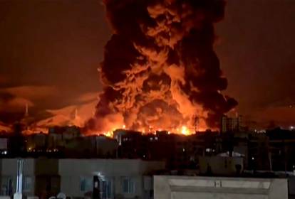 Petróleo dispara e ultrapassa US$ 110 após ataques de EUA e Israel ao Irã