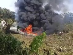 avião militar Lockheed C-130 Hércules após queda