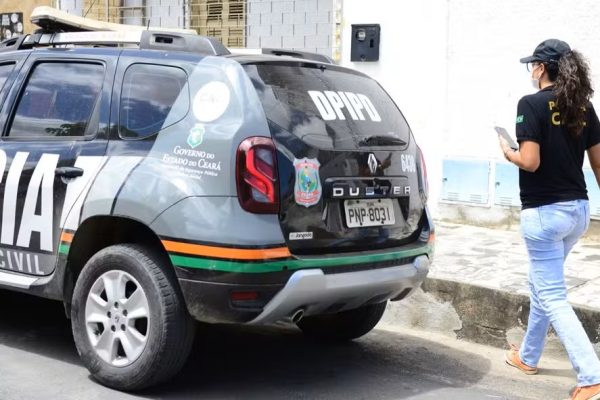 "Medium" que dizia ser Napoleão e Senna é investigado por desviar fortuna de sogros