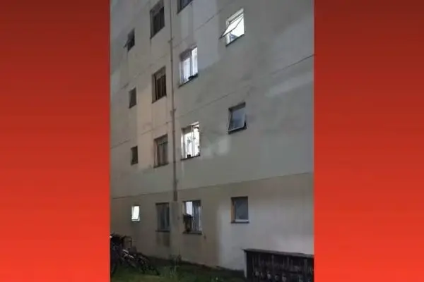 Mãe se joga do 3º andar de prédio com filha para escapar de agressão