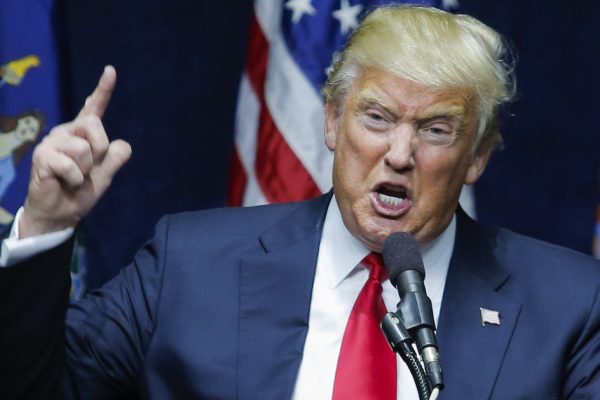 “Trump caminha rumo à ditadura”,  diz o mais confiável observatório global da democracia