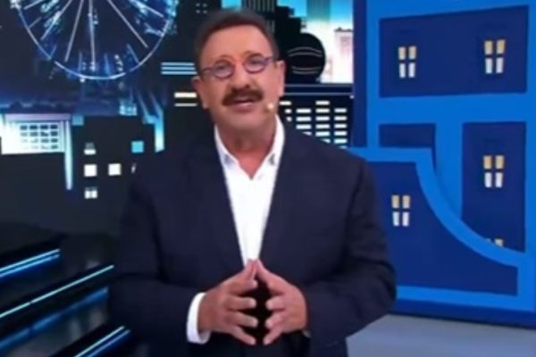 Ratinho critica "patrulhamento" ao seu ataque transfóbico contra Erika Hilton: "Lacração"