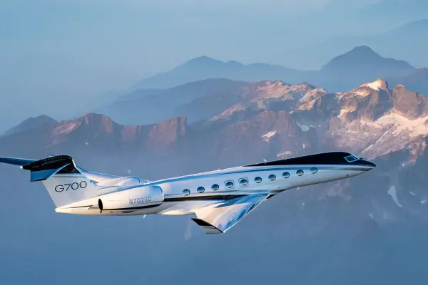 O destino e os novos donos do jato de luxo de Vorcaro, vendido na véspera de sua prisão