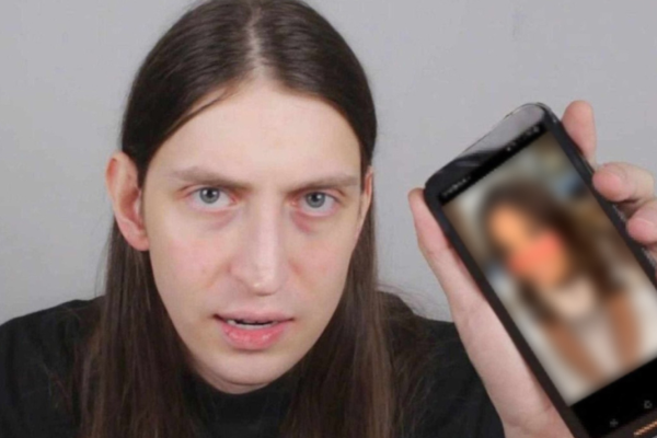 Lei Felca: produtora anuncia proibição de jogos a menores de 18 anos