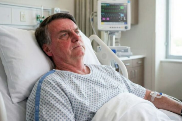 Caminhadas e escolta: como era a rotina de Bolsonaro na Papudinha antes de ser internado