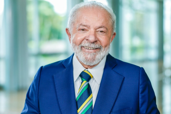 De remédio a celulares: governo Lula derruba imposto de quase mil produtos