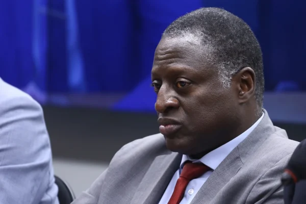 Hélio Negão transfere título eleitoral para Roraima e causa crise no PL e entre eleitores