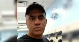 ex-vice-prefeito de Água Doce do Norte Jacy Rodrigues da Costa (PV), conhecido como Jacy Donato, sério, de boné e camiseta pretos