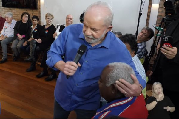 Governo Lula cria programa para adaptar cidades ao envelhecimento da população