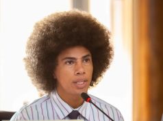 O deputado estadual Renato Freitas (PT) falando, sério