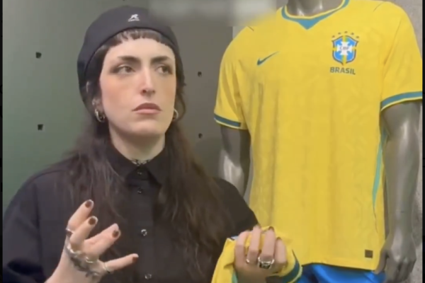 "Vai, Brasa!": nova camisa da Seleção usa "grito" que nunca existiu e gera críticas à Nike