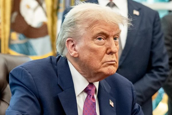 Aprovação de Trump despenca para 36% após ataques ao Irã, revela pesquisa