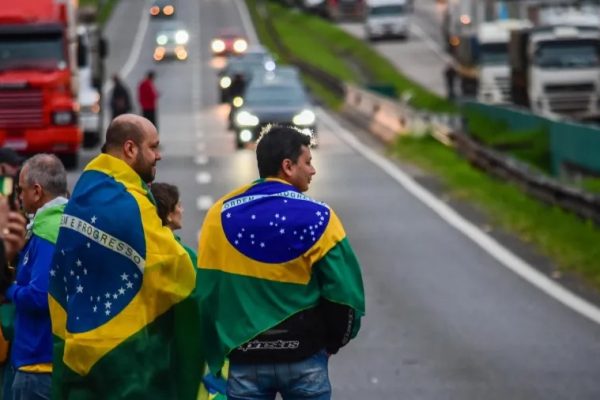 Justiça de SC proíbe bloqueio de rodovias após ameaça de bolsonaristas