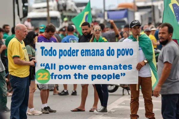 Projeto sobre enchentes no RS inclui “jabuti” que anistia golpistas de 2022; entenda