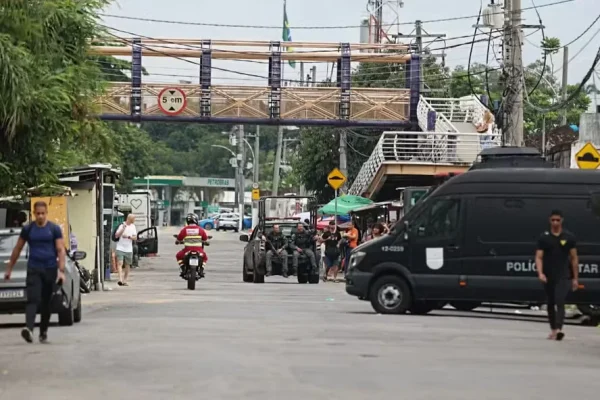 MP denuncia 10 PMs do Bope após série de irregularidades na Maré