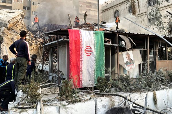 Irã e EUA rejeitam proposta de cessar-fogo do Paquistão