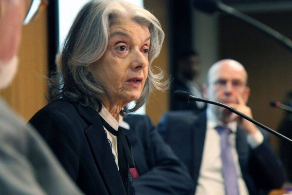 "Eu não faço nada errado", diz Cármen Lúcia em meio a crise no STF