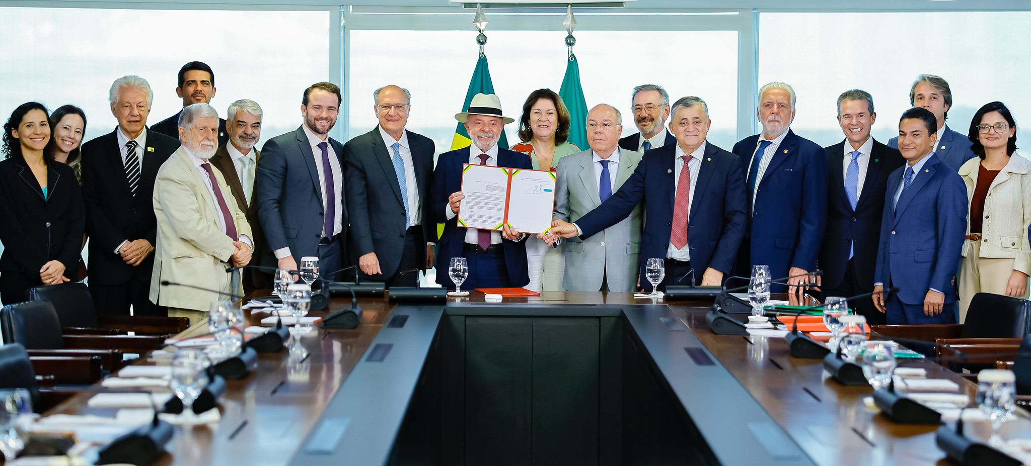  Presidente da República, Luiz Inácio Lula da Silva, durante assinatura do decreto de promulgação do Acordo de Comércio entre União Europeia e Mercosul (acordo Mercosul-UE), no Palácio do Planalto. Brasília - DF.