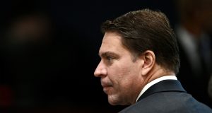 ex-deputado bolsonarista Alexandre Ramagem de perfil, sério